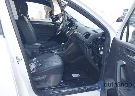 2022 Volkswagen Tiguan 2.0T Se R-Line Black from USA, damaged, VIN 3VVCB7AX7NM007366